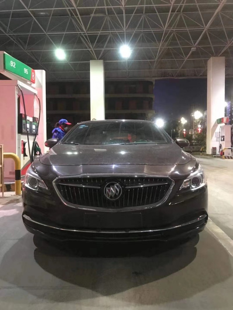 重庆17年别克君越1