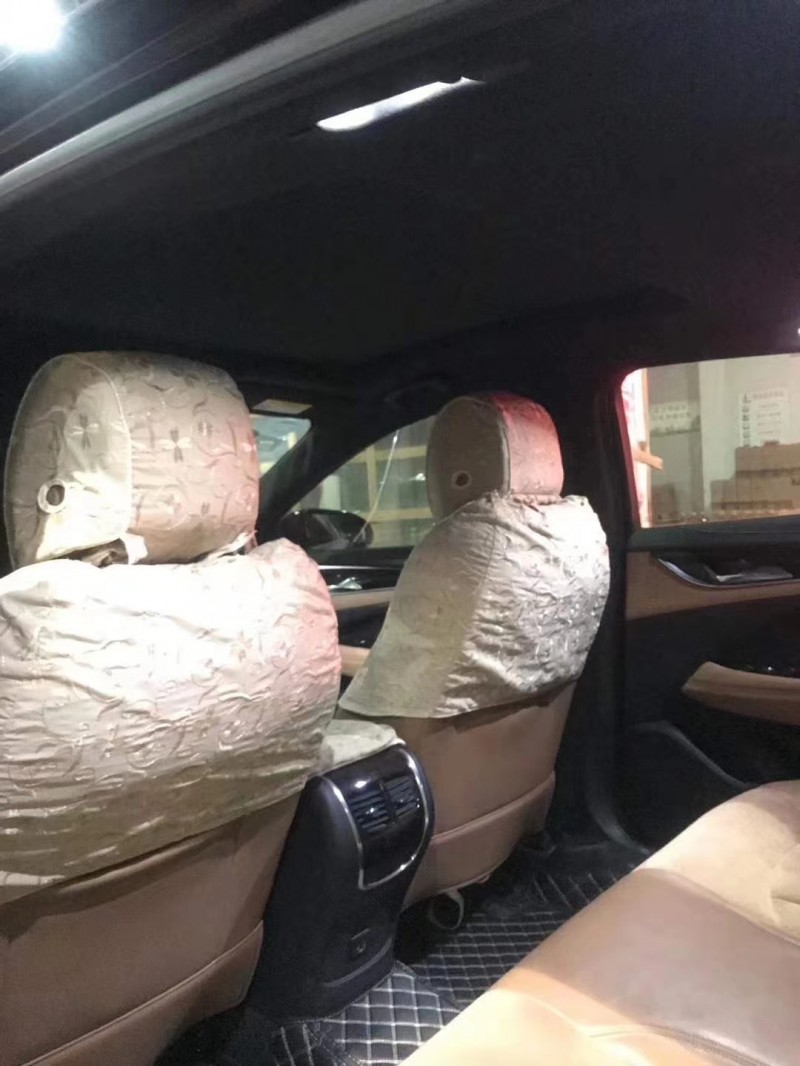 重庆17年别克君越4