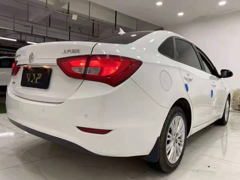 成都17年别克英朗3