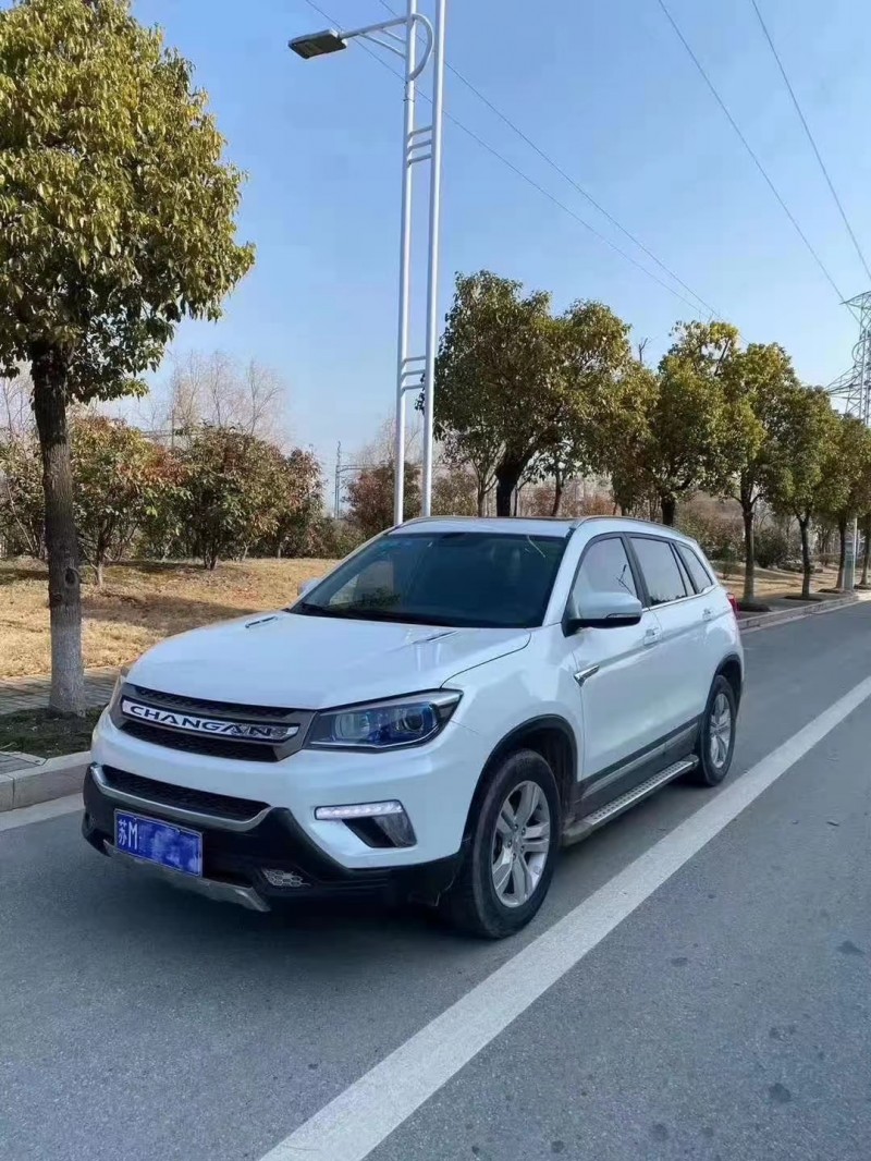 徐州17年长安汽车长安CS752