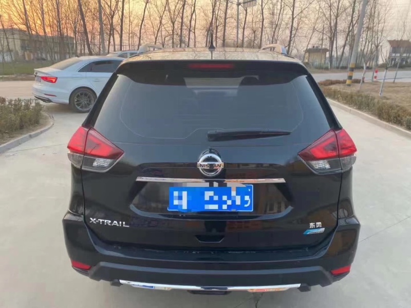 济南18年日产奇骏7