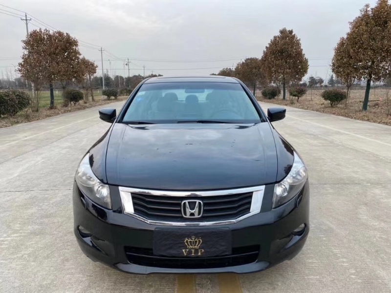 徐州09年本田雅阁1