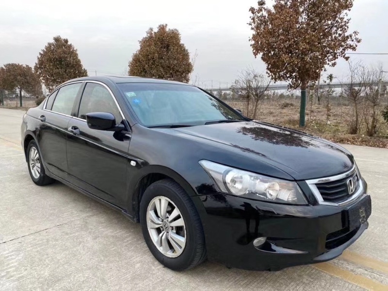 徐州09年本田雅阁3