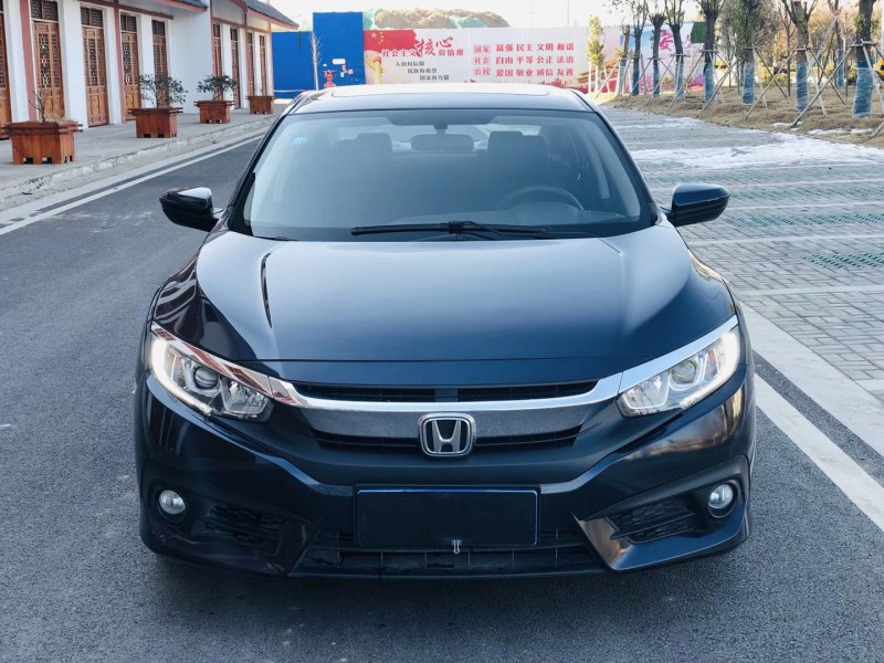 徐州17年本田思域1