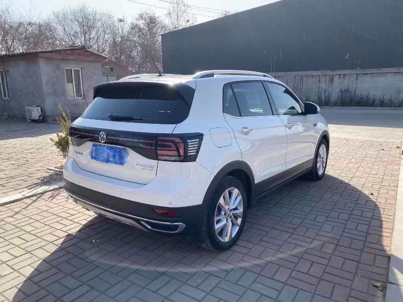 保定19年大众途铠5