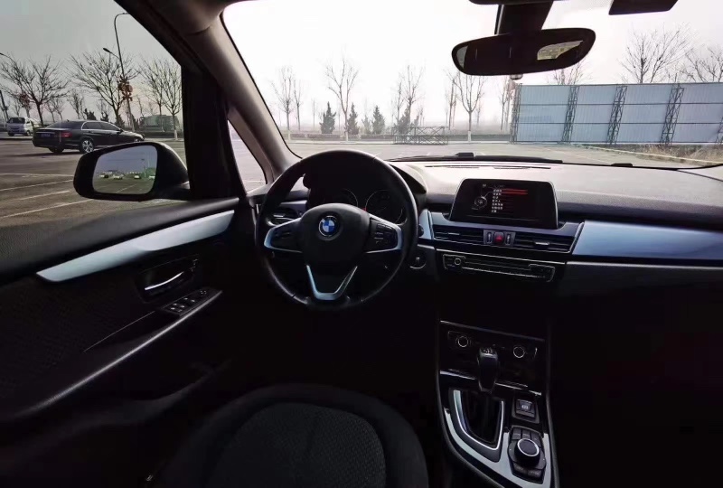 烟台17年宝马2系3