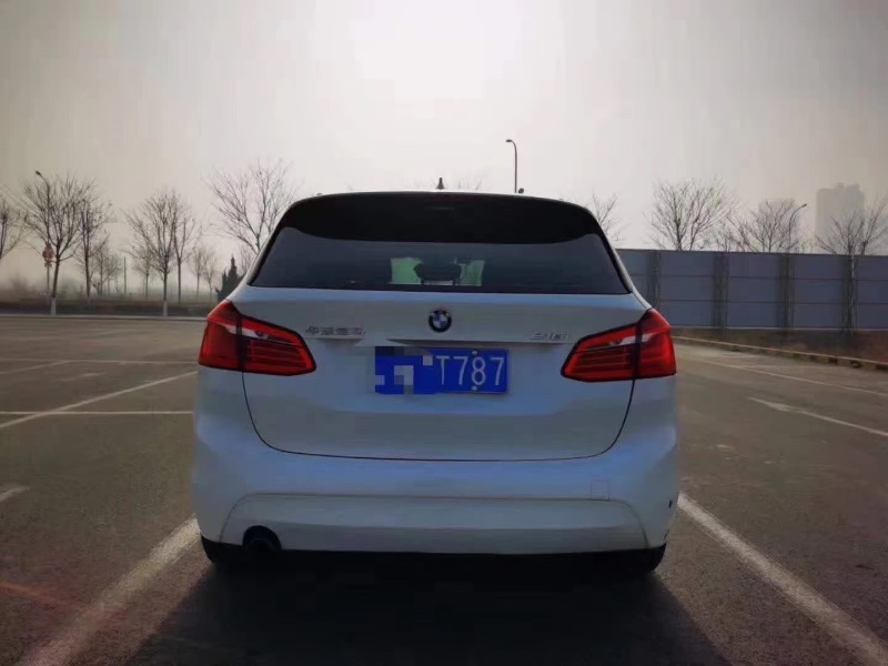 烟台17年宝马2系1