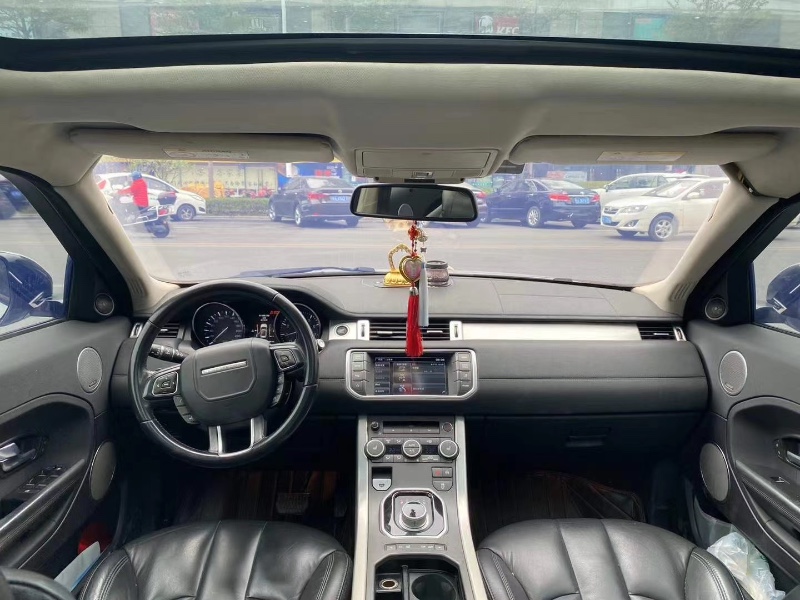 广州16年路虎揽胜极光(进口)6