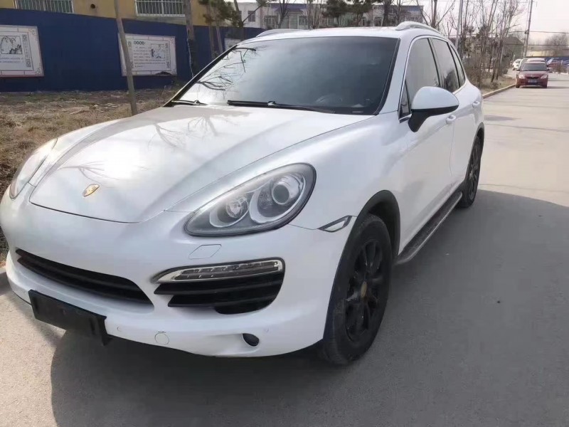 潍坊12年保时捷卡宴6