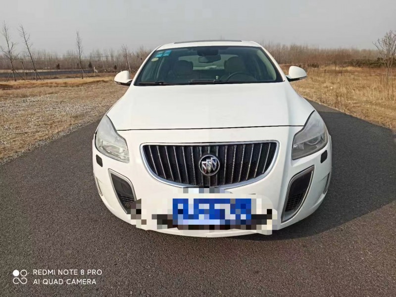 济宁10年别克君威1