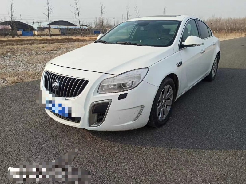 济宁10年别克君威2