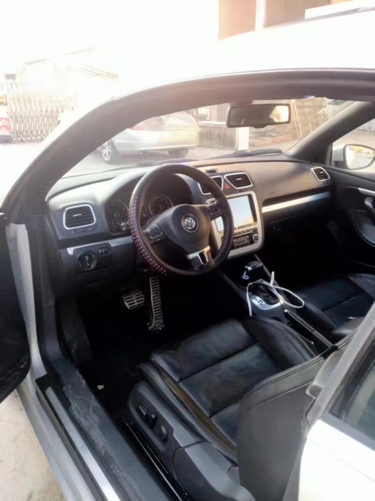 青岛11年大众EOS4