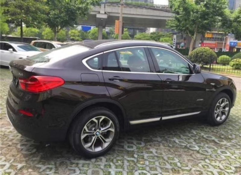 青岛15年宝马X44