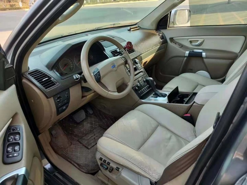 徐州09年沃尔沃XC909