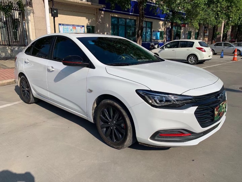 广州20年雪佛兰科鲁泽3