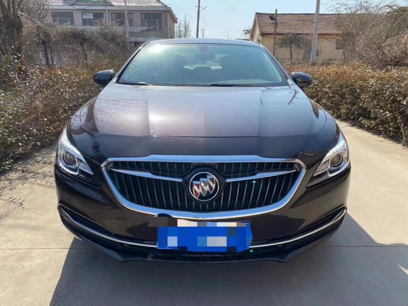 济宁18年别克君越1