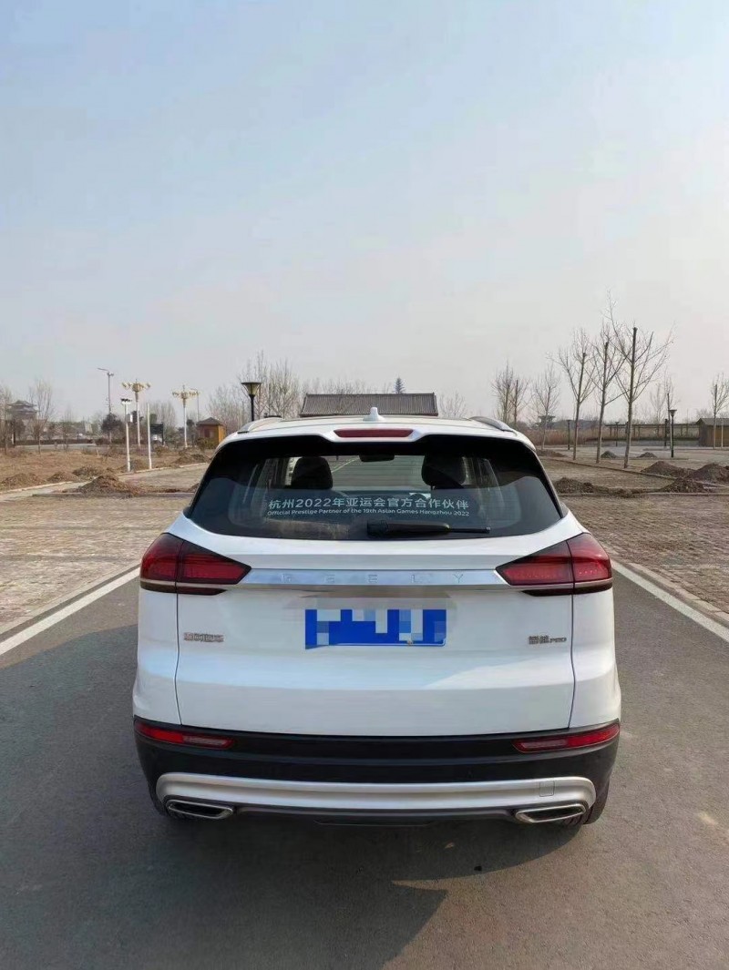 潍坊21年吉利博越8