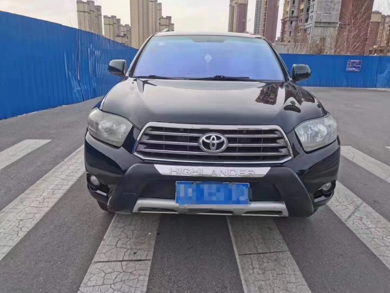 郑州11年丰田汉兰达1