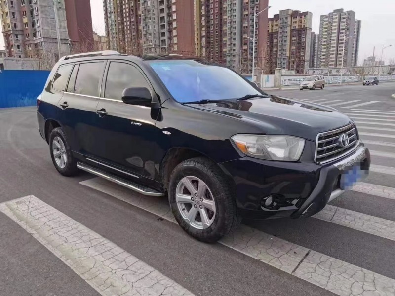 郑州11年丰田汉兰达2