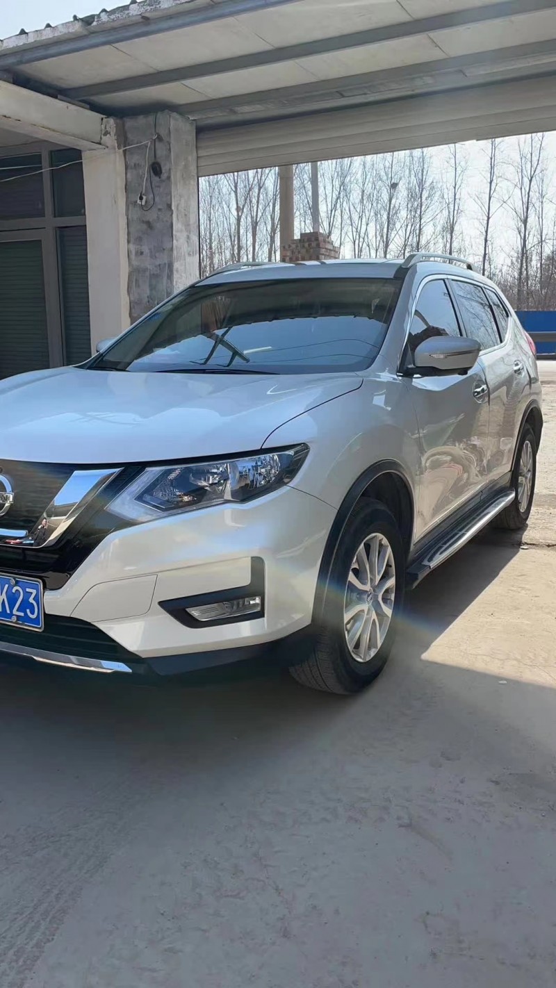 北京18年日产奇骏3