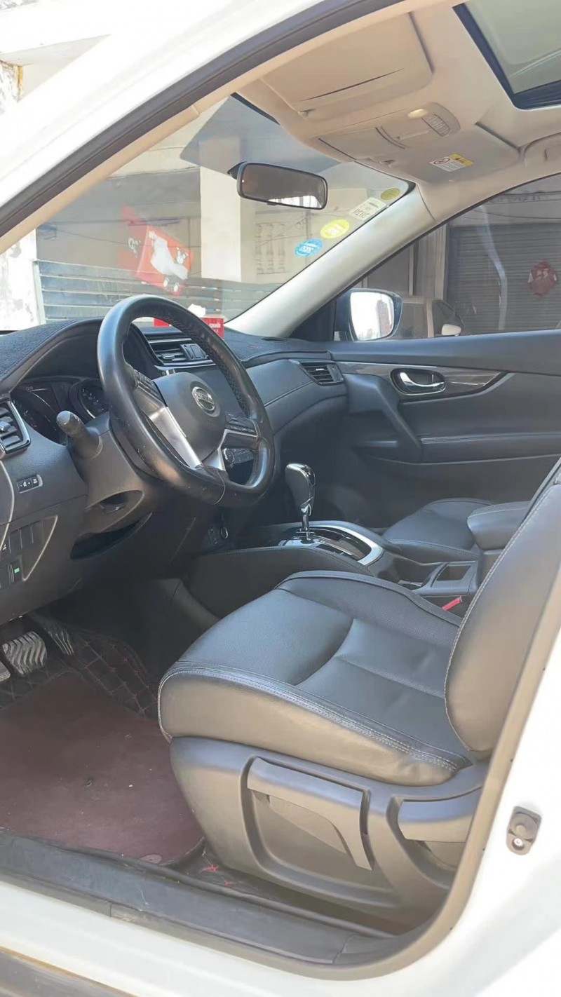 北京18年日产奇骏5