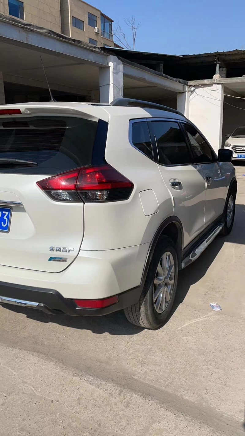 北京18年日产奇骏8