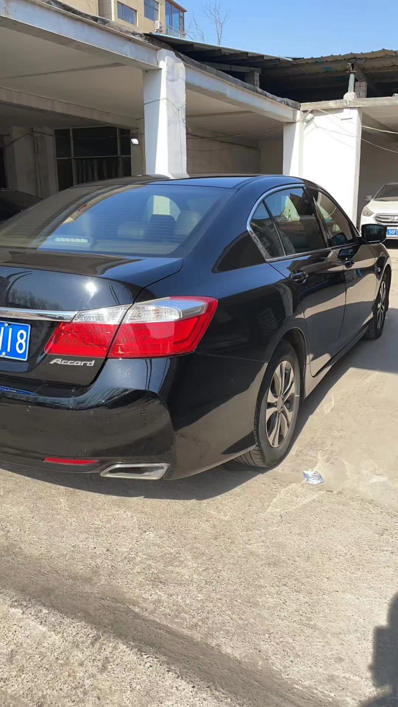 北京14年本田雅阁7