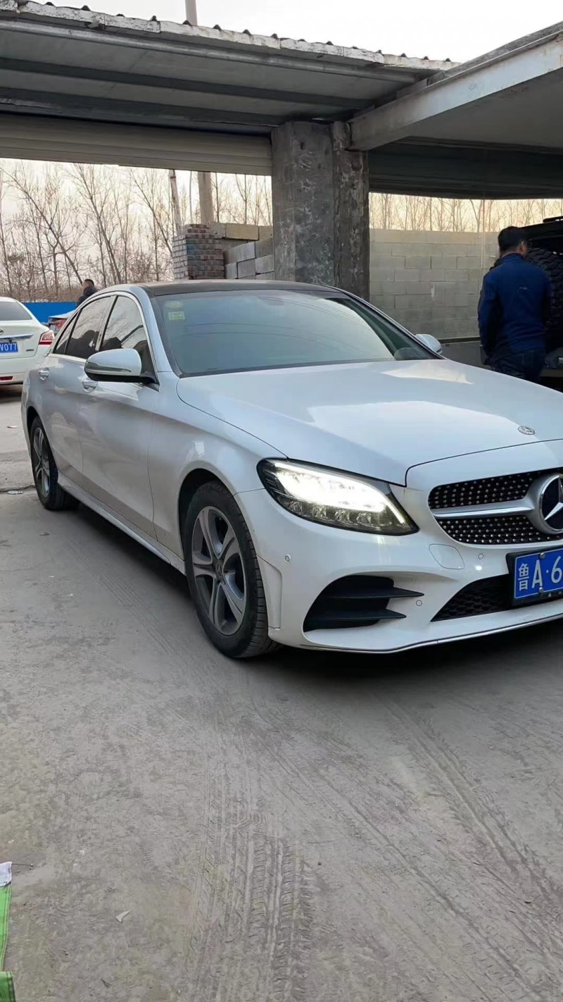 北京18年奔驰C2