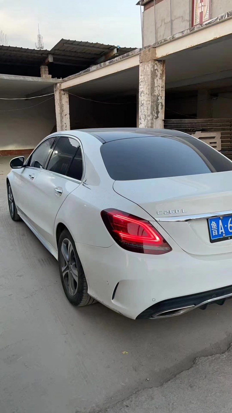 北京18年奔驰C8