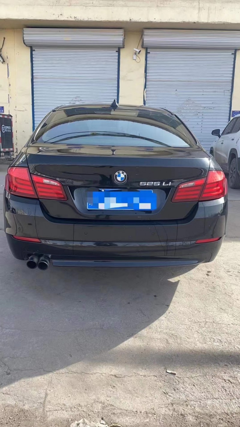 北京13年宝马5系3