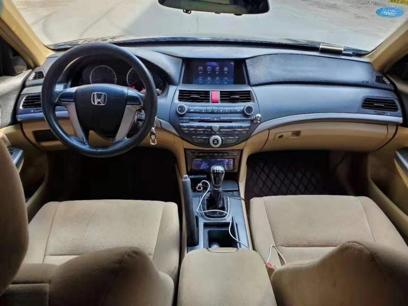 北京10年本田雅阁4