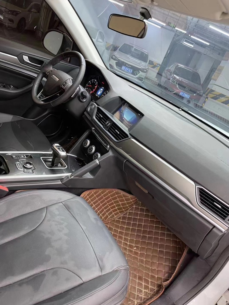 成都18年长城哈弗H67