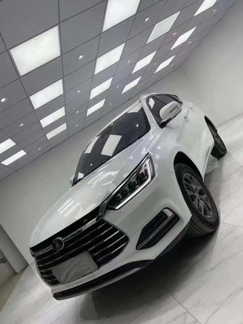 成都20年比亚迪宋2