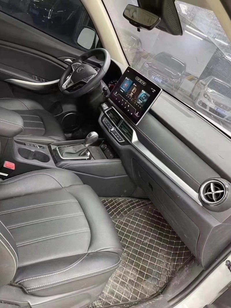 成都20年比亚迪宋7