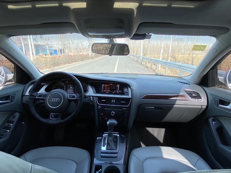 济宁13年奥迪A4L6