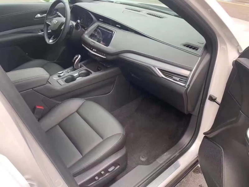 广州20年凯迪拉克XT47