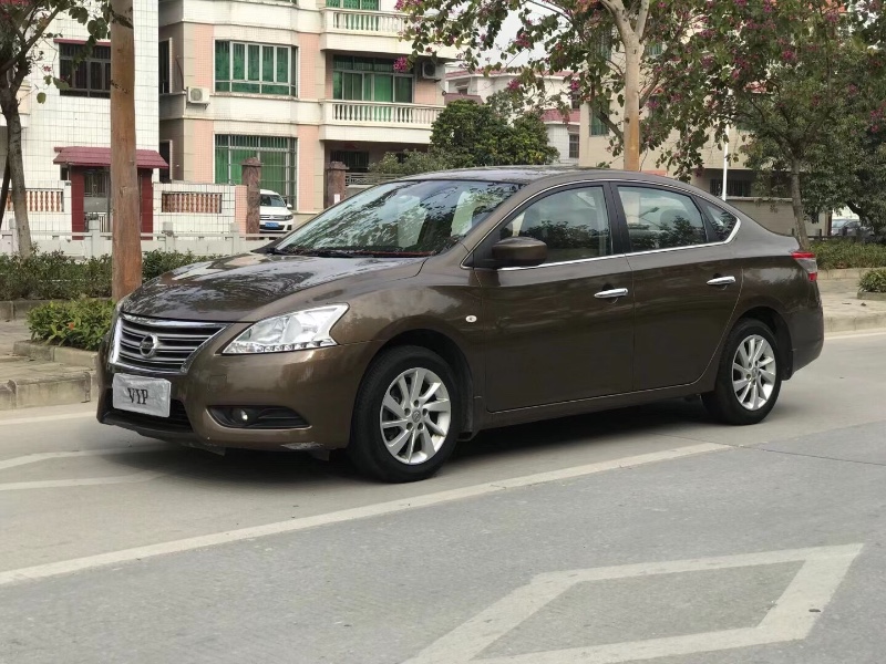 中山13年日产轩逸4