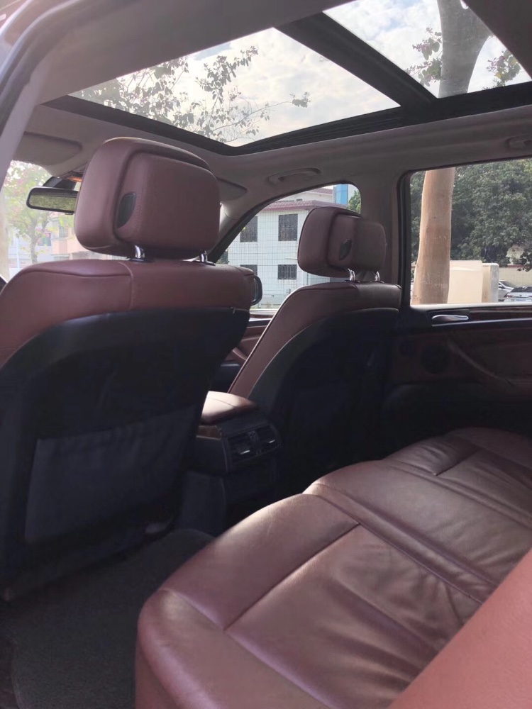 中山13年宝马X55