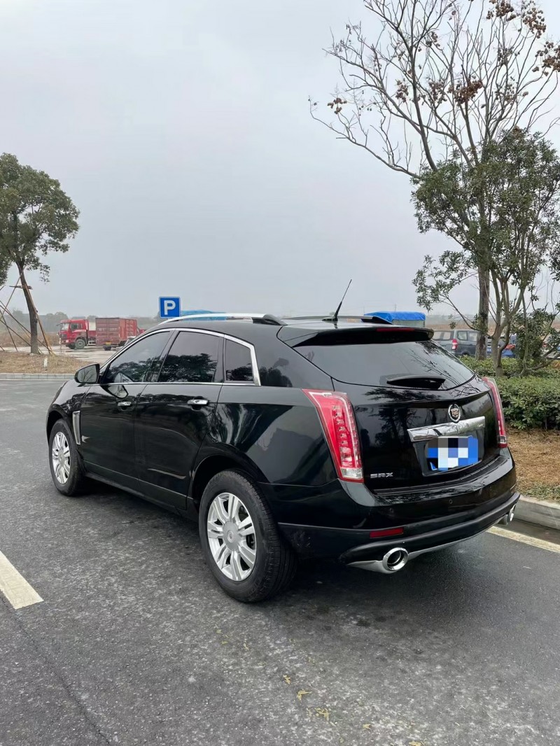 南通14年凱迪拉克SRX7