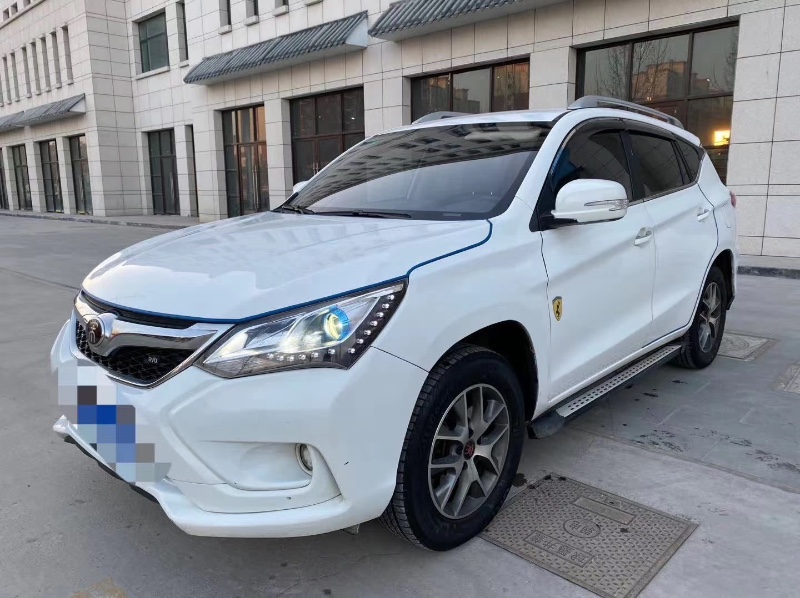 青岛17年比亚迪宋2