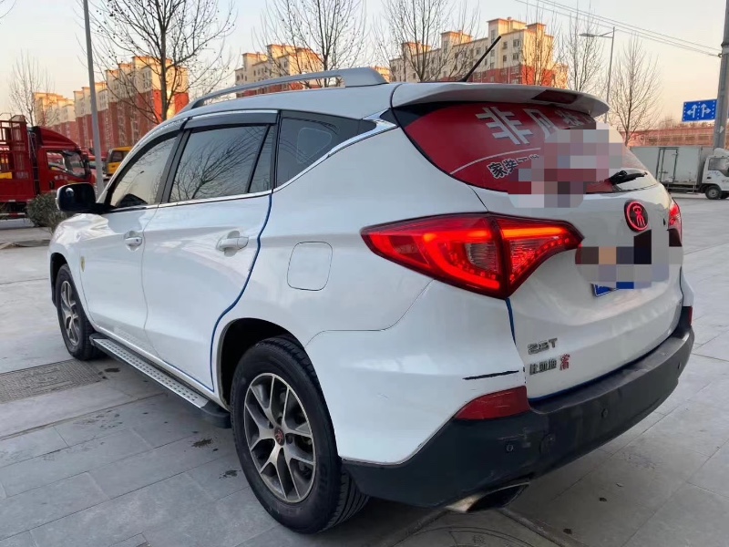 青岛抵押车17年比亚迪宋出售