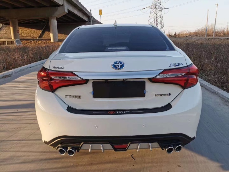 青岛18年丰田雷凌4