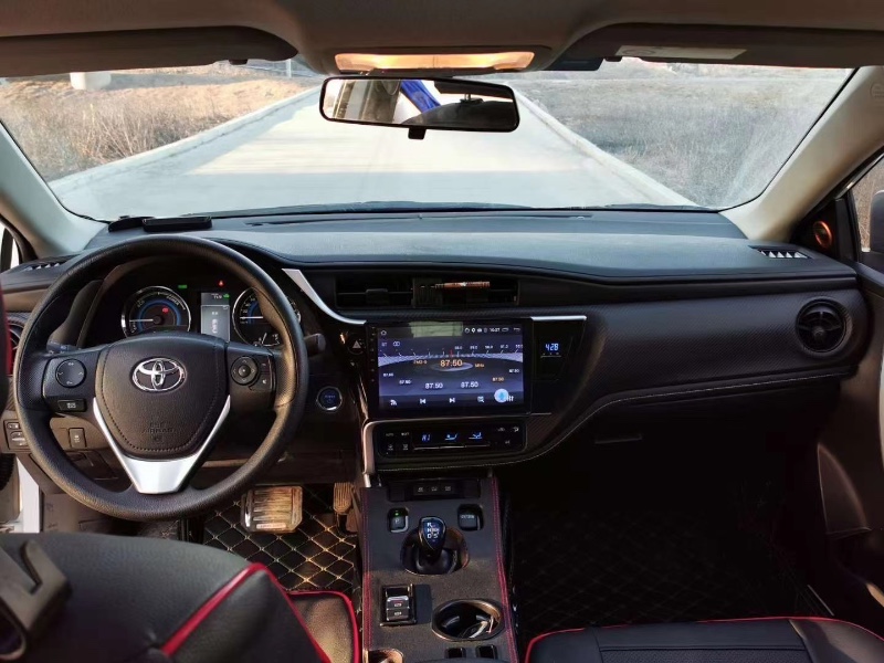 青岛18年丰田雷凌5