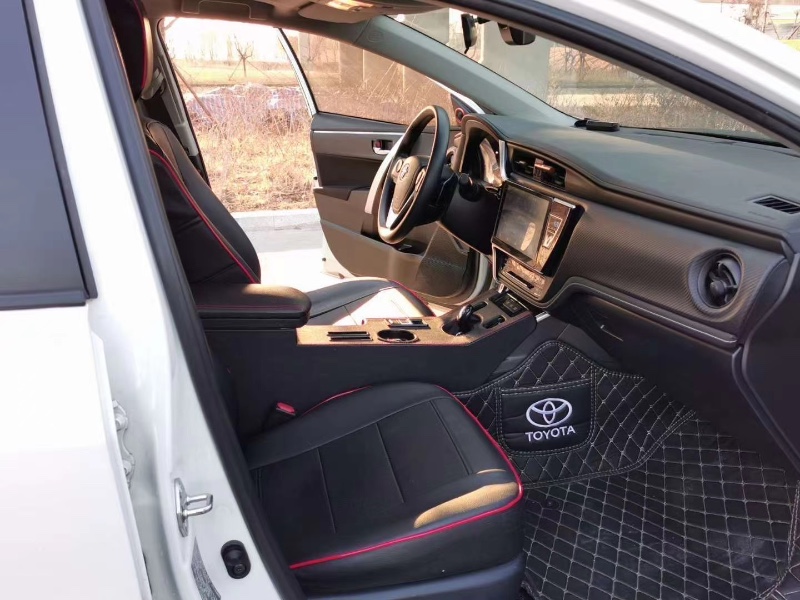 青岛18年丰田雷凌6