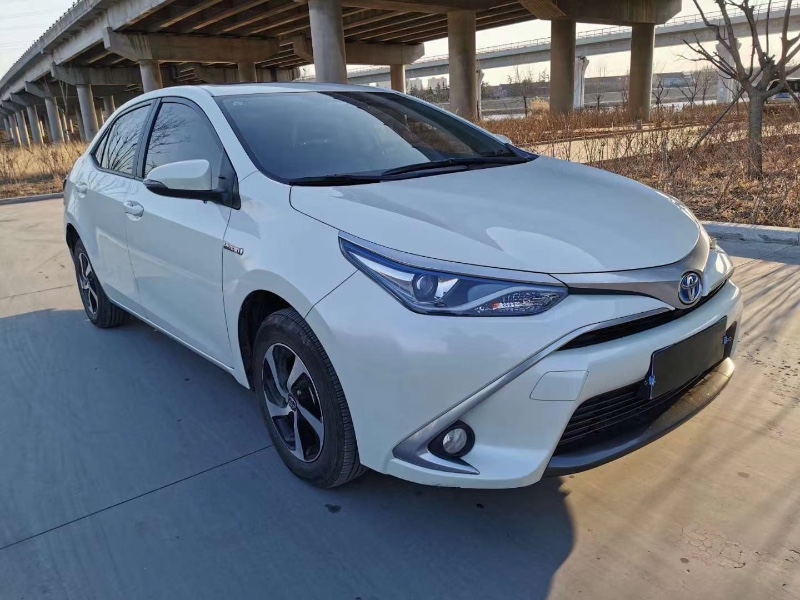 青岛18年丰田雷凌2