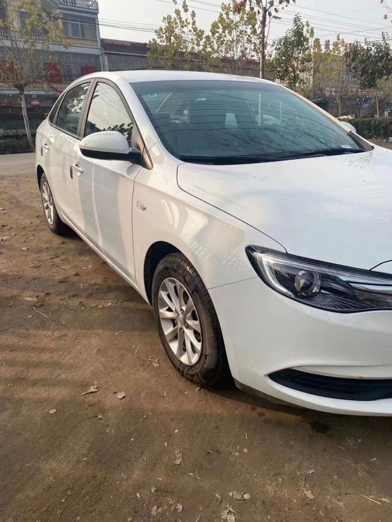 潍坊20年别克英朗3