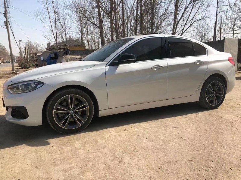 潍坊19年宝马1系2