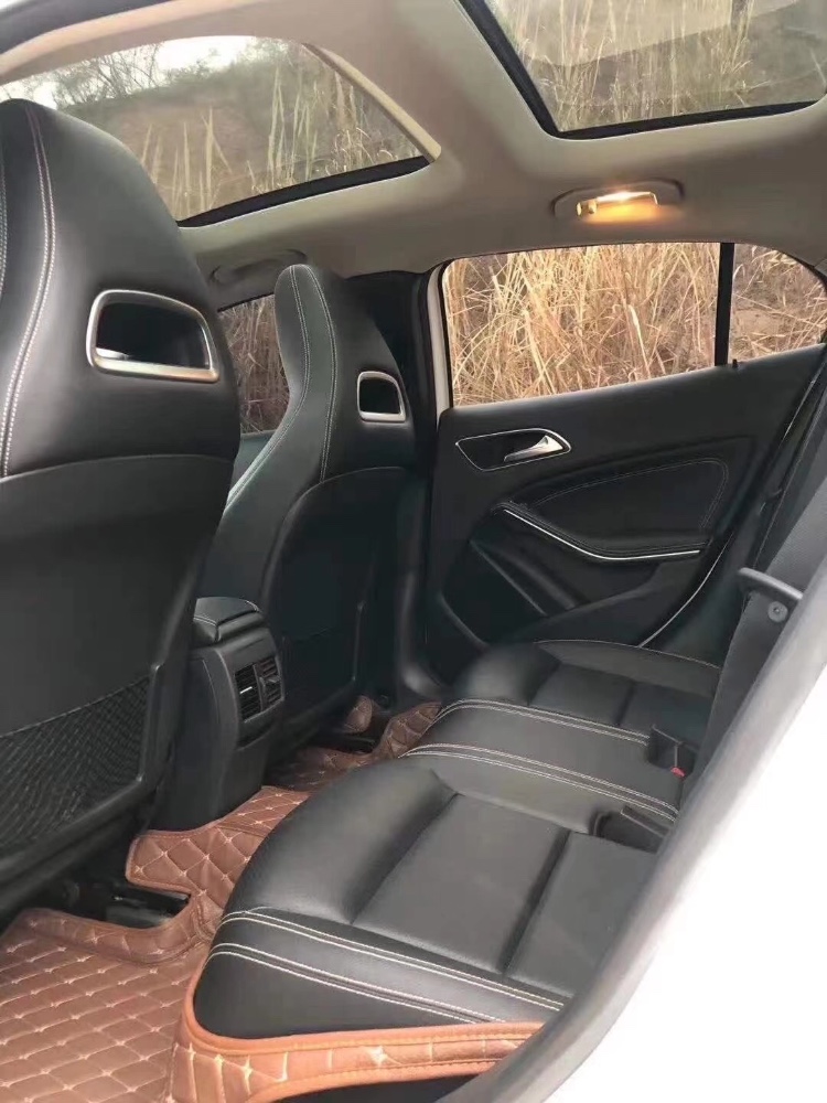 成都16年奔驰GLA6