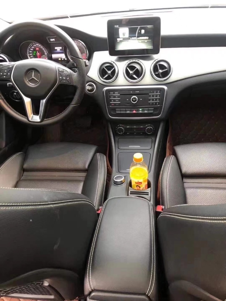 成都16年奔驰GLA5