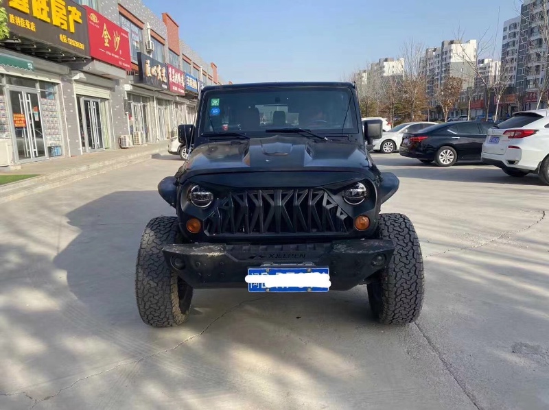 廈門11年Jeep牧馬人1